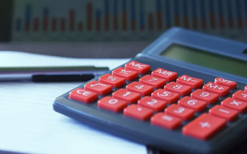 Professionnels : pourquoi souscrire à une assurance est-elle indispensable ?