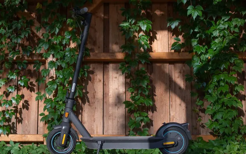 Jura : flashé à 57 km/h sur sa trottinette électrique