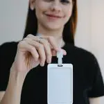 Des badges personnalisés pour les salariés