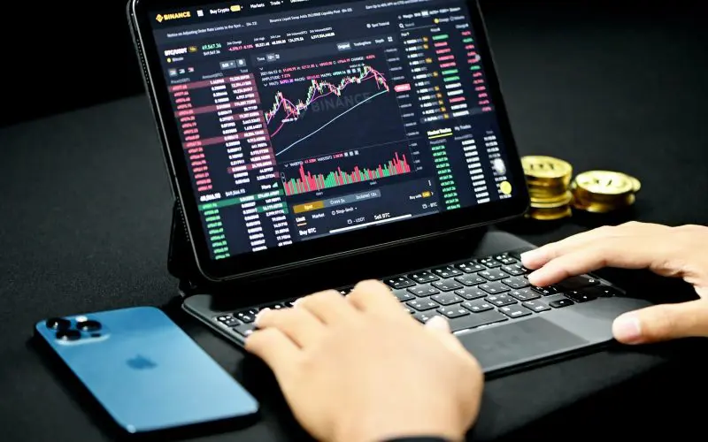 Comment les fournisseurs de liquidité crypto stimulent l’économie numérique ?