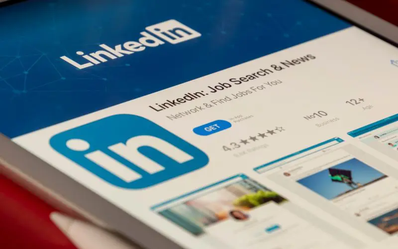 Le ghostwriting : une stratégie efficace pour attirer de nouveaux clients sur LinkedIn
