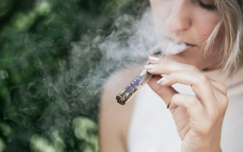 Les atouts du marché d’occasion de la cigarette électronique