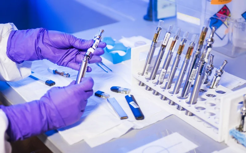 Peexweb déménage, une nouvelle ère pour la vape sur mesure et réactive