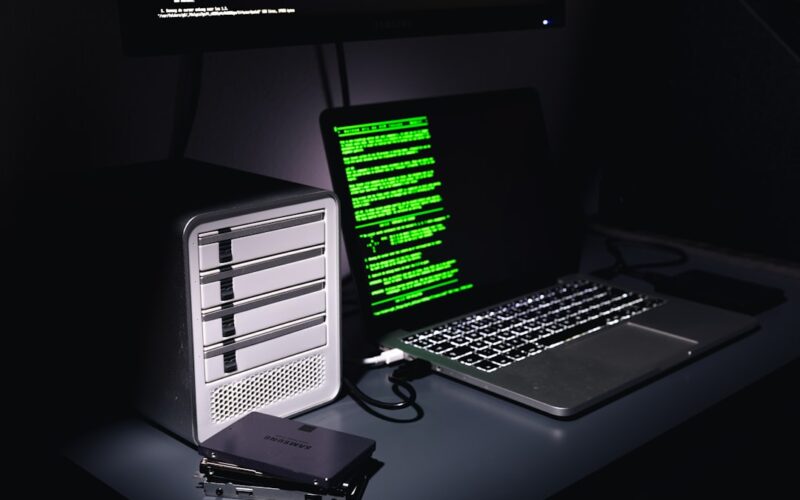 Cybersécurité en alternance : salaires et débouchés en PME
