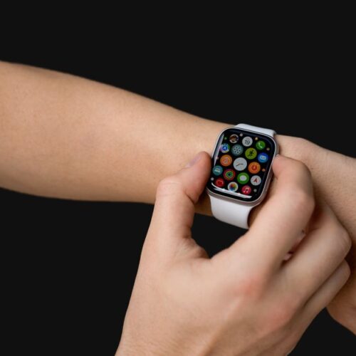Webdesign responsif 2025 : montres, AR glasses et HUD auto